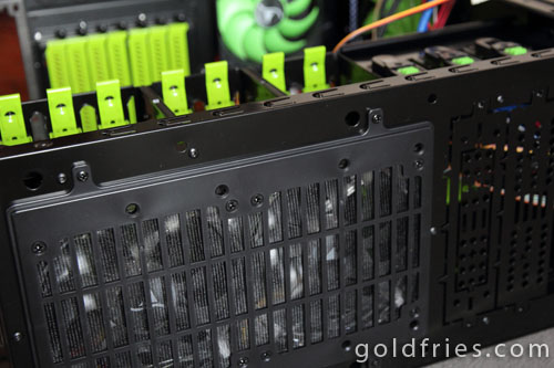 Sharkoon Tauron PC Casing Review (Green Edition)
